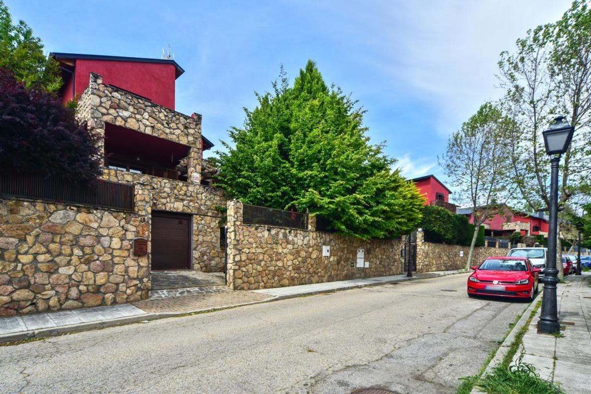Chalet Navacerrada Piscina Privada Eksteriør bilde